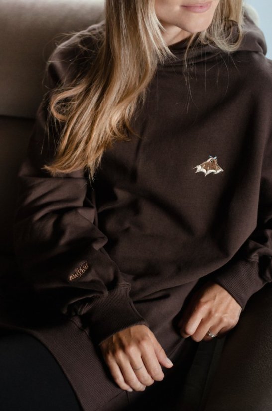 Unisex hnědá mikina z bio bavlny, s výšivkou CHOBOTNICE DUMBO - Barva: Hnědá, Velikost: M