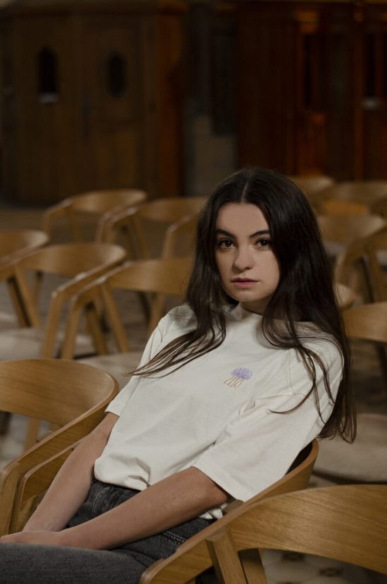 Unisex krémové triko, s výšivkou MEDÚZA - Barva: Krémová, Velikost: XL