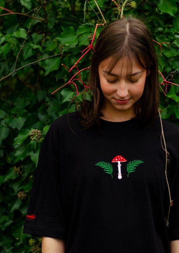 Unisex černé triko, s výšivkou LES - Barva: Černá, Velikost: M