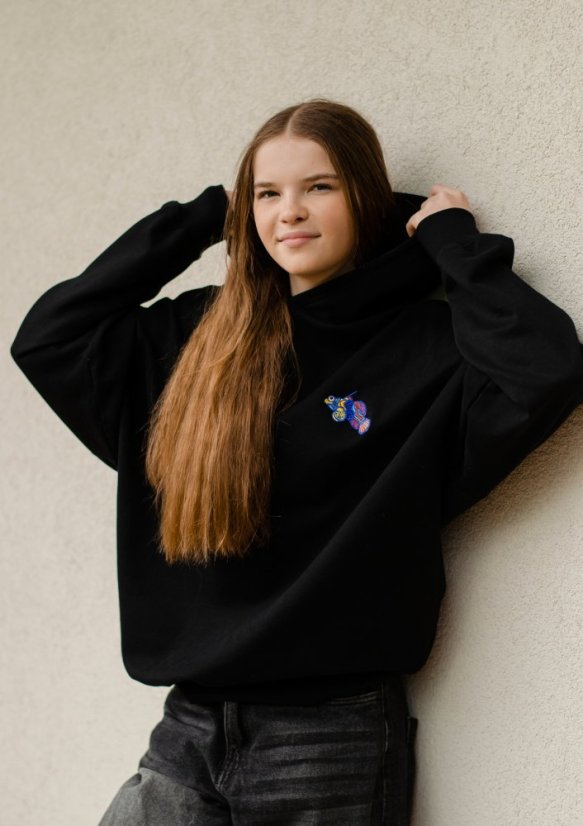 Unisex černá mikina z bio bavlny, s výšivkou VŘETÉNKA MANDARÍN - Barva: Černá, Velikost: XS