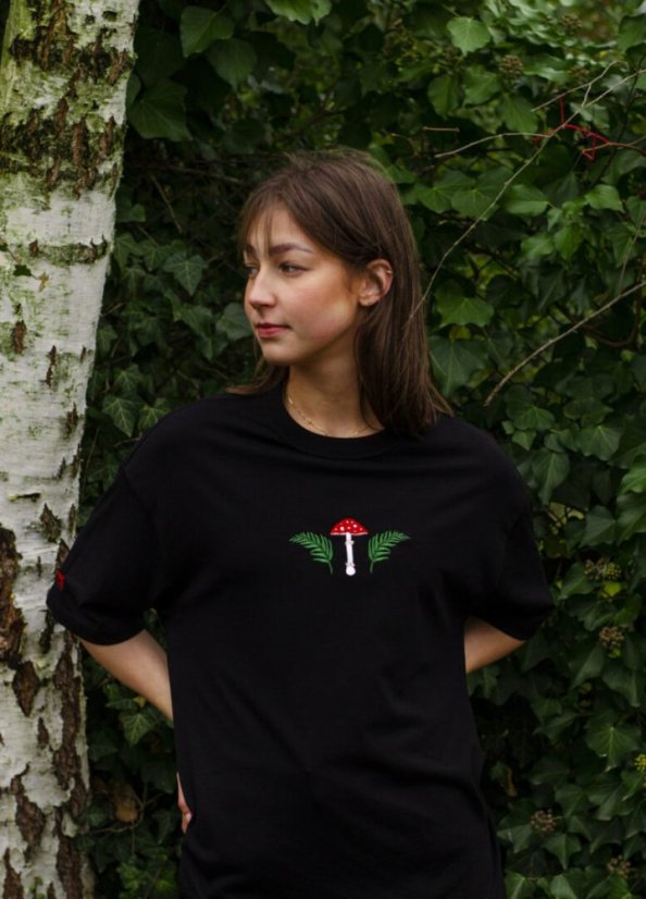 Unisex černé triko, s výšivkou LES - Barva: Černá, Velikost: M
