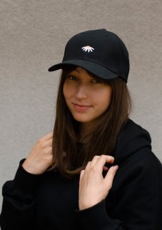 Unisex kšiltovka z recyklovaného materiálu, s výšivkou KOPRETINA