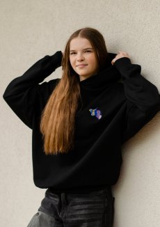 Unisex černá mikina z bio bavlny, s výšivkou VŘETÉNKA MANDARÍN